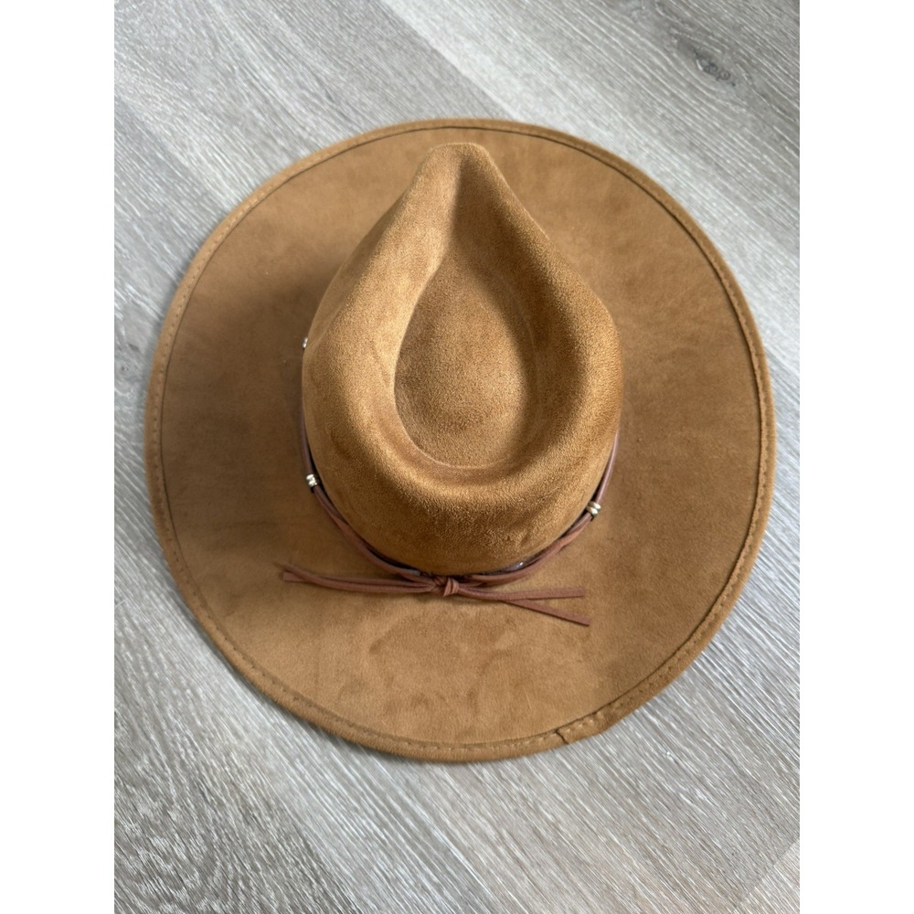 Unisex Wide Brim cowboy hat. Feau suede brown.